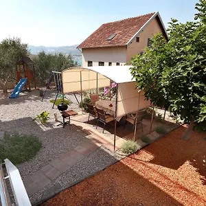  Apartament Mandaric