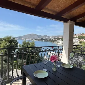 Apartament Mirella 20 M From The Sea - Free Parking