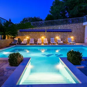 Bed & Breakfast Boutique Paula, Trogir